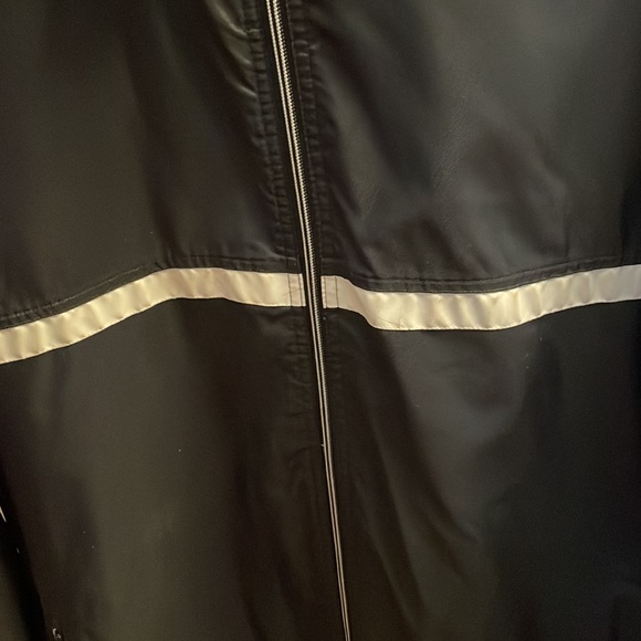 Nike Jacket - Picture 2 of 8